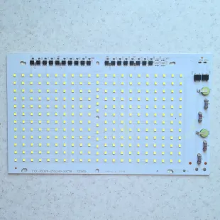 چیپ ال ای دی 200 وات بی کی ماژول بلالی پرژکتوری 220 ولت رنگ مهتابی.    chip MS-200w led 220v چیپ پرژکتوری 