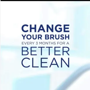 مسواک اورال بی Oral B اکسترا کلین - برس نرم
