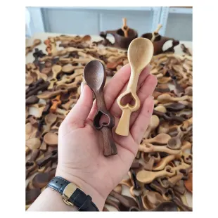 قاشق چایخوری چوبی قلبی مدل دفرمه