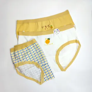 شورت زنانه پینترستی طرح آناناس