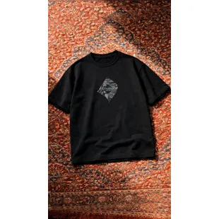 تیشرت نقطه L