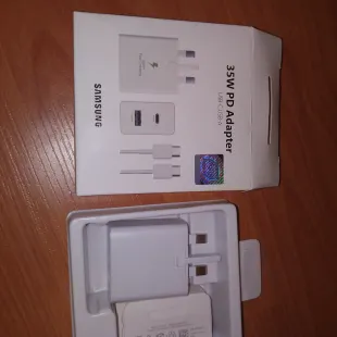 شارژر دیواری 35 وات مدل EP-TA220N به همراه کابل USB-C رنگ سفید