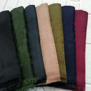 روسری پتینه چهارفصل قواره 140 رنگ کرم پسته ای روشن