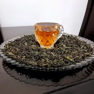 چای سبز بهاره لاهیجان بسیار خوش رنگ و با طعم عالی 1405(500 گرمی )