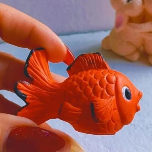 قالب سیلیکونی ماهی گلی مناسب برای شمع و سنگ مصنوعی