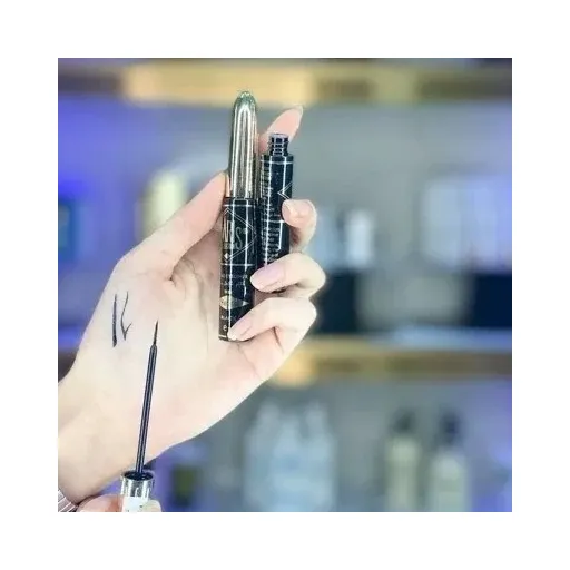 خط چشم پاریس مویی