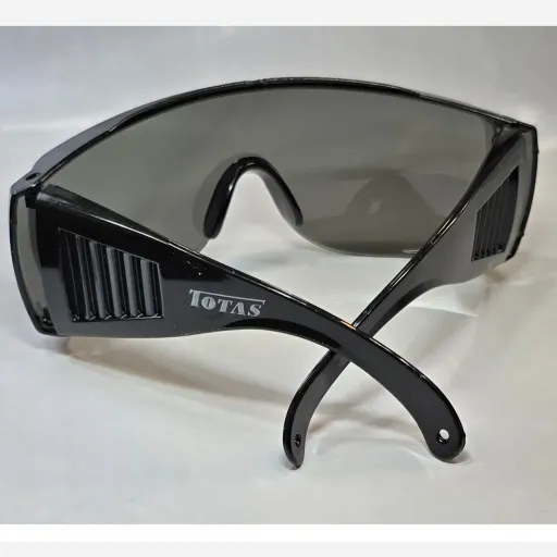 عینک ایمنی کار دودی برند توتاص at116