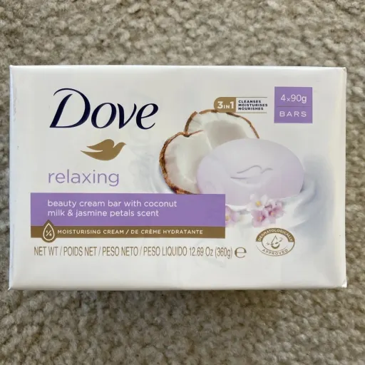 صابون نارگیل و یاس داو Dove مناسب انواع پوست بسته 4 عدد 360 گرم 