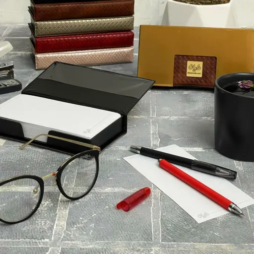 جعبه کاغذ یادداشت مدیران 