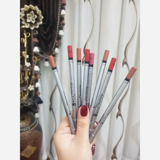 مداد لب