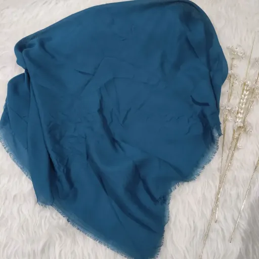 روسری نخی سبزآبی سایز 110x110 پرز نده سر نخوره روزمره