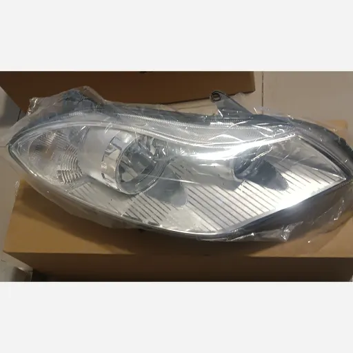 چراغ جلو راست mvm 315 H قدیم وارداتی درجه1