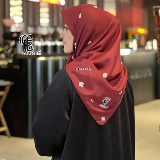 روسری طرح دلوان قواره بزرگ 110 سانتیمتر نخ کاستوم سیتو لیز نمیخورد رنگ طوسی