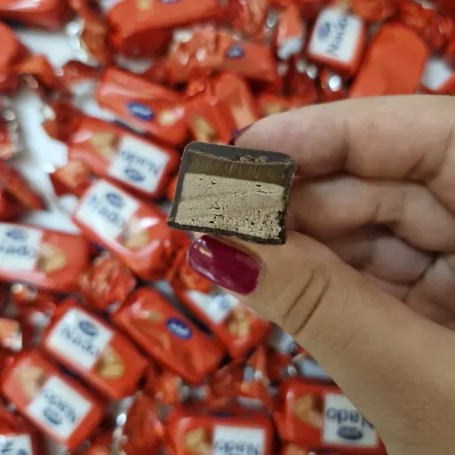 شکلات نادو دوسر پیچ  وزن 1000 گرم