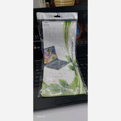 رو کش لپ تاپ برجسته شفاف