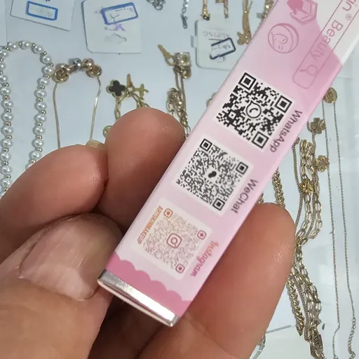 خط چشم مویی آرت اسکین