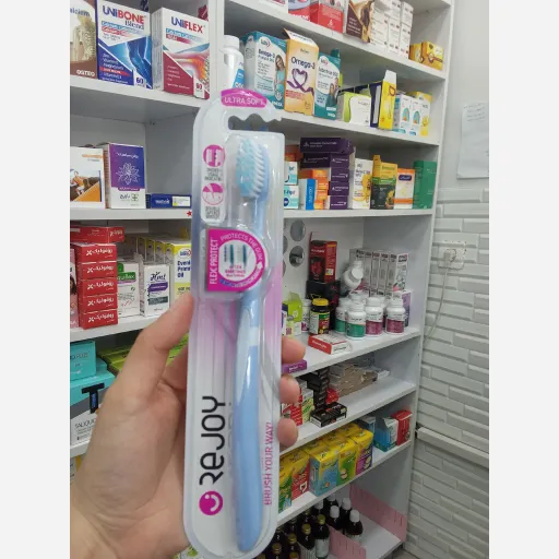 مسواک اولترا سافت ریجوی کد 110