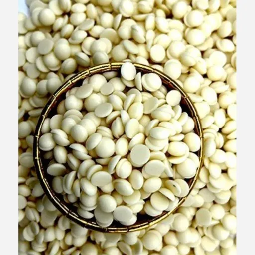 شکلات چیپسی یا سکه ای شیری سفید
