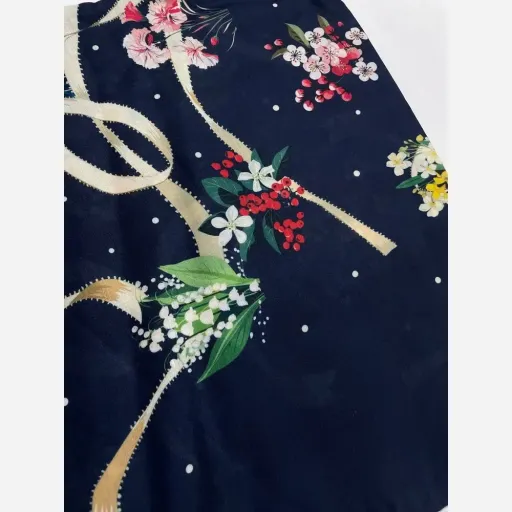 روسری سوپرنخ طرح آنجل  رنگ سورمه ای