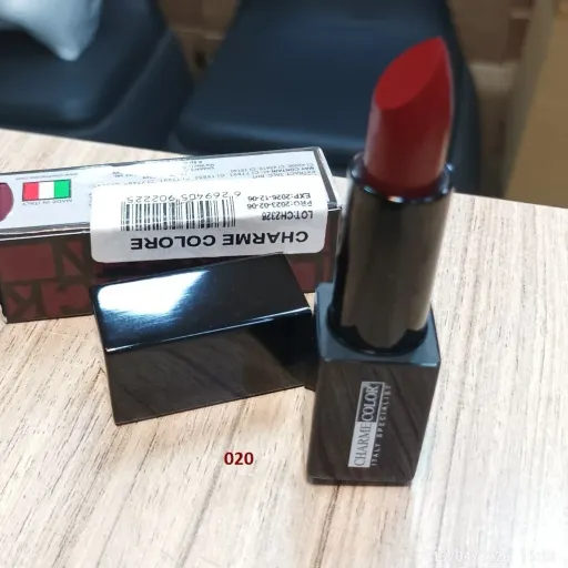 رژلب چرم کالر درپوش مگنتی کدرنگ 01