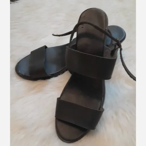 صندل زنانه  تابستانی  چرم طبی  مدل وسایز ارغوانی39