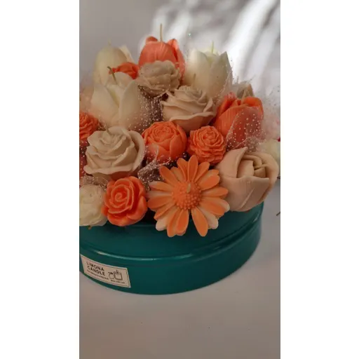 باکس گل و شمع