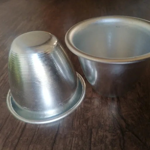 قالب آلمینیومی کارامل قطر کف 4 سانت لبه 9.5 سانت ارتفاع 8 سانت 