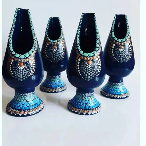 قلمدان سفالی نقطه کوبی شده