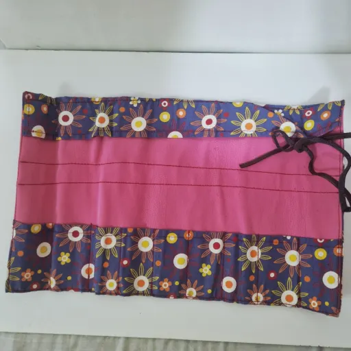 جامداد رنگی رولی پارچه ای برند داوینچی طرح طرح تک رنگ صورتی
