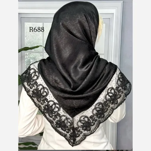 روسری ابریشم لبه گیپور کد 688