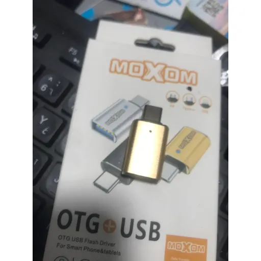 OTG MOXOM ☑️سوکت:تایپ سی ☑️داری سه رنگ بندی سفید مشکی و طلایی