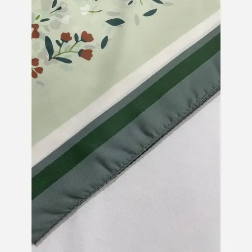 روسری سوپر نخ طرح خاتون  رنگ سبز