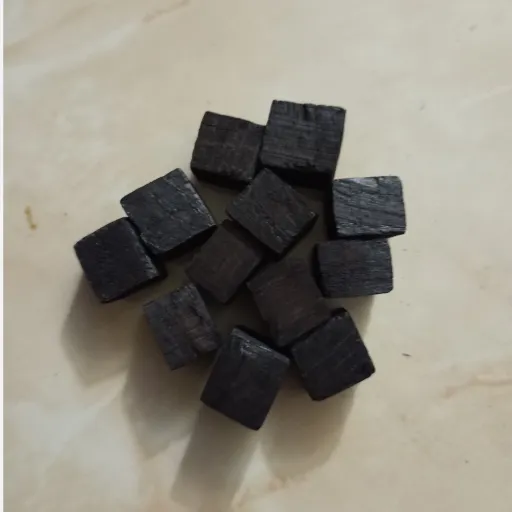 چوب بلوط مکعبی