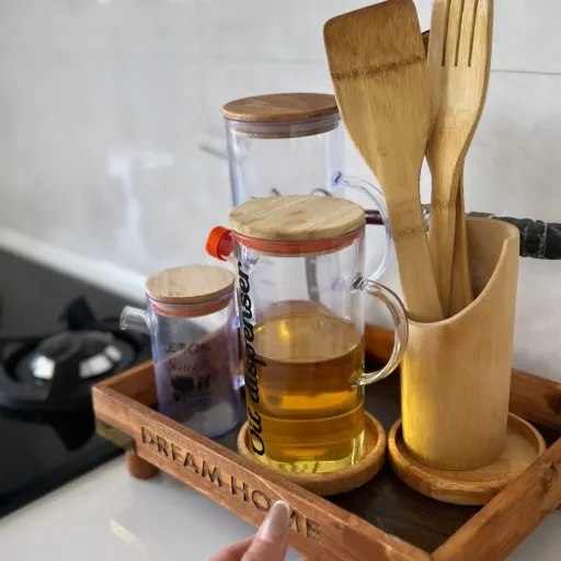 روغن ریز درب واشردار و درجه دار 700میلی لیتر بطری روغن(ظرف روغن مدرج)بطری روغن رنگ اکرولیک دودی