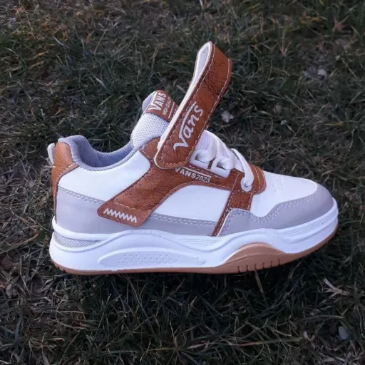 کتونی اسپرت چسبی Vans توسی عسلی و توسی مشکی سایز 27 تا 30 کفش اسپرت پسرانه و دخترانه رنگ و سایز سفید مشکی طوسی سایز 29
