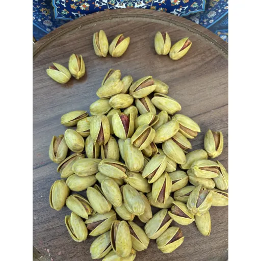 پسته زعفرانی عباسعلی