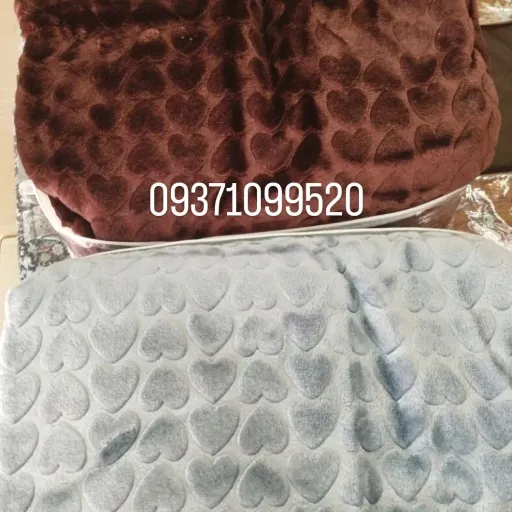 پتو عمده 10 عددی نرمینه یکنفره مدل نگین ساکدار بسیار لطیف و براق طرح برجسته قلب در رنگهای متنوع