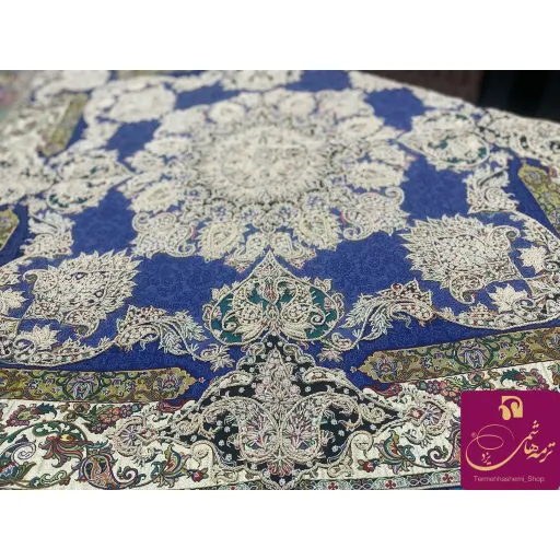سرمه‌دوزی شورانگیز ترمه هاشمی یزد