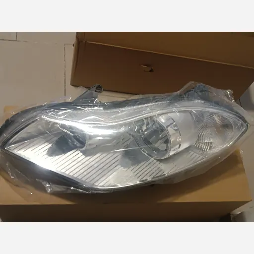 چراغ جلو چپ mvm 315 H قدیم وارداتی درجه1