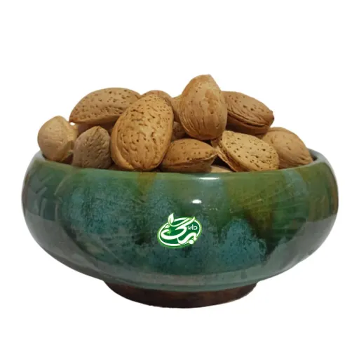 بادام درختی وزن ۲۰۰ گرمی
