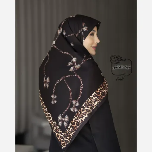 روسری ابریشم توییل پلنگی روبینه قواره 140(دورنگ) رنگ سورمه ای