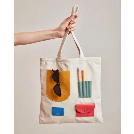 Tote bag