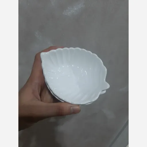 پیاله برگ سرامیکی کوچک