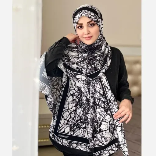 شال اسپرت سفید مشکی طرح دار زنانه | شیک و بهروز رنگ سفید کاربنی