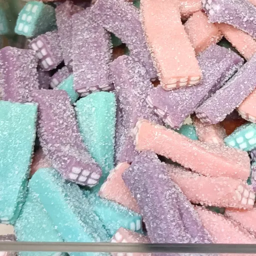 پاستیل آجری ترش مارابو خوشمزه و تازه 150 گرمی آجیل و خشکبار مهران