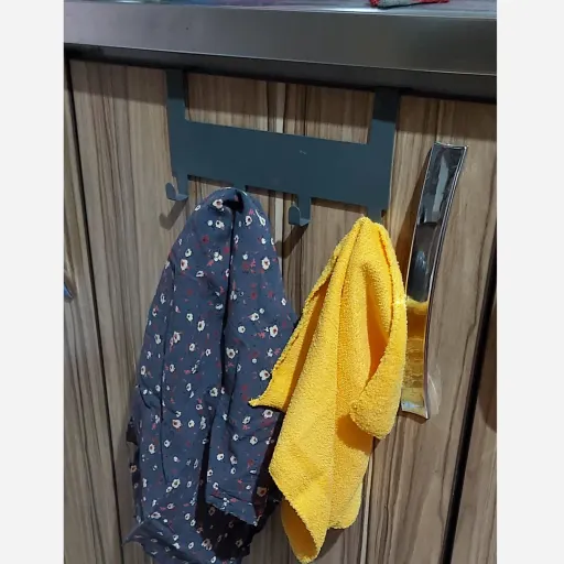رخت آویز 4شاخه یا آویز درب کابینت کوچک فلزی 2 گیره پشت دری  طول20 سانتیمتر(آویز دستمال-آویز لباس 4شاخه ورق فلزی) محکم  