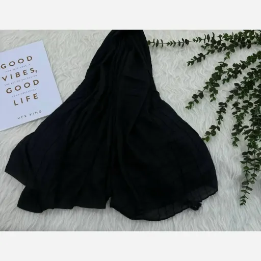 شال نخی وارداتی تک مشکی قواره بزرگ 260x100 سانتیمتر کد 913 بدون آبرفت و چروک