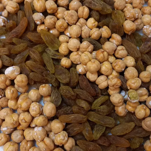 نخودچی کشمش 100 گرم