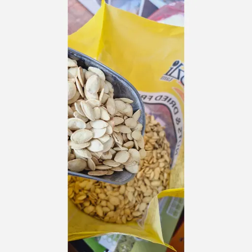 تخمه کدو گوشتی نمکی 250 گرم