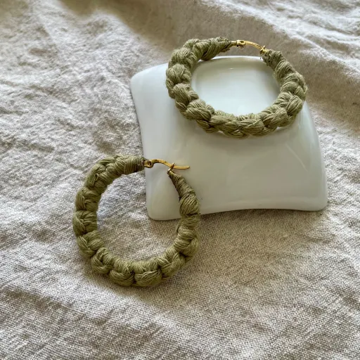 گوشواره مکرومه مدل زیتون (رنگ انتخابی)